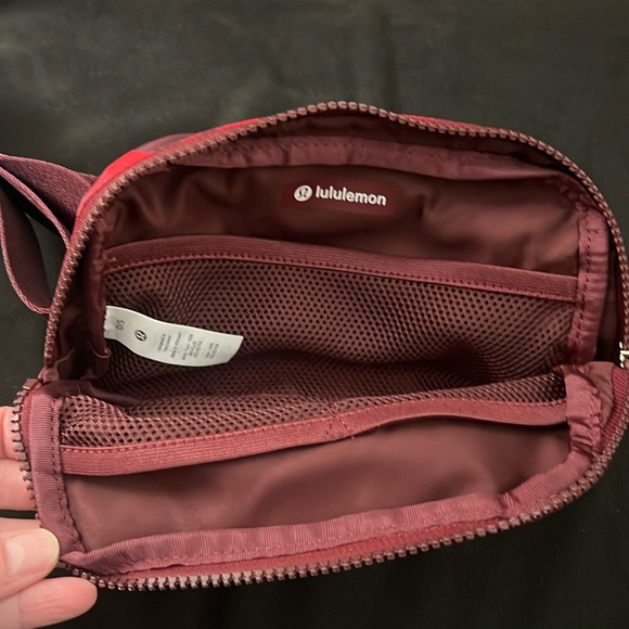 NWT Lululemon Lunar New Year Everywhere Belt Bag 1L - Picture 3 of 5